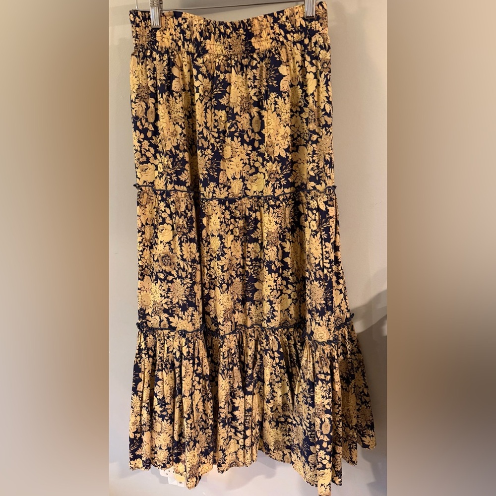 Sézane Jupe Sakura Floral Tiered Maxi Skirt in Country Flowers, Size FR38 - Picture 2 of 4
